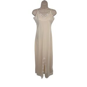 Vintage MG Lingerie Romantic Ivory Lace Trim Slip Dress Size‎ 32